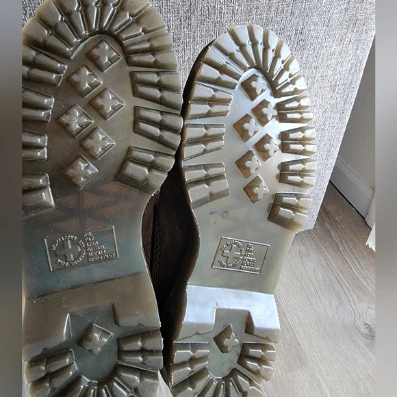 Dr. Martens Dark Anistone LO Boots - Picture 3 of 4